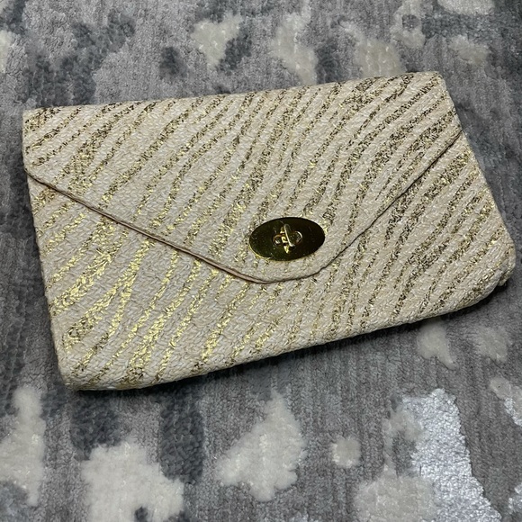 H&M Gold Zebra Straw Clutch - Picture 3 of 5